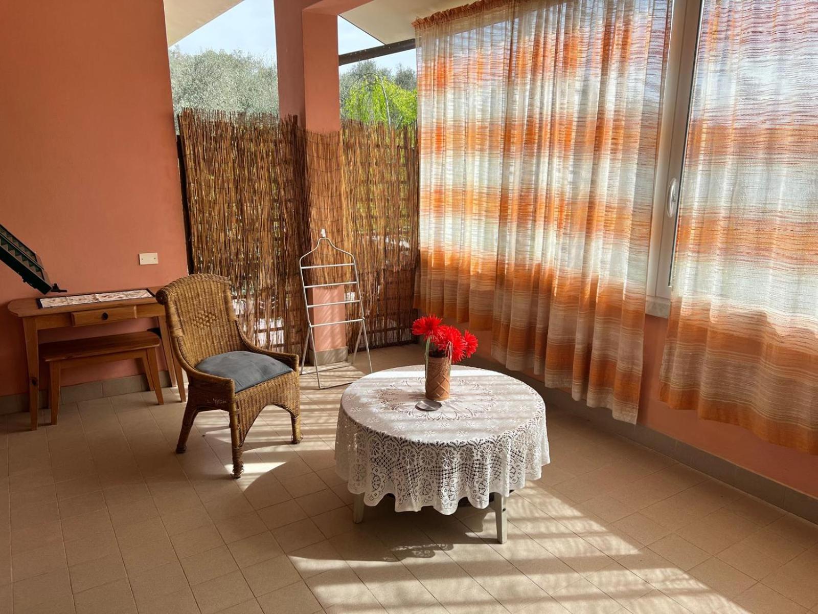 מלון בורגטו די וארה La Casa Rosa מראה חיצוני תמונה